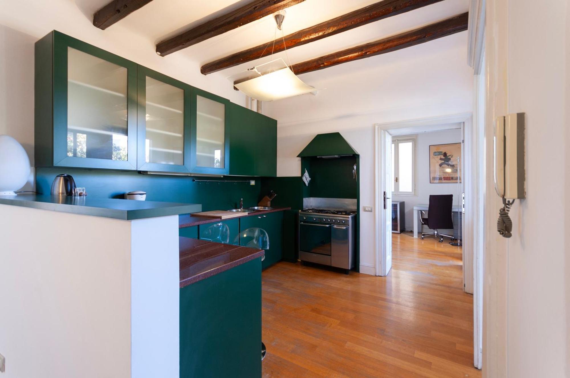 Youhosty - Nerino 10 *